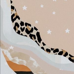 College Gal Selling Items